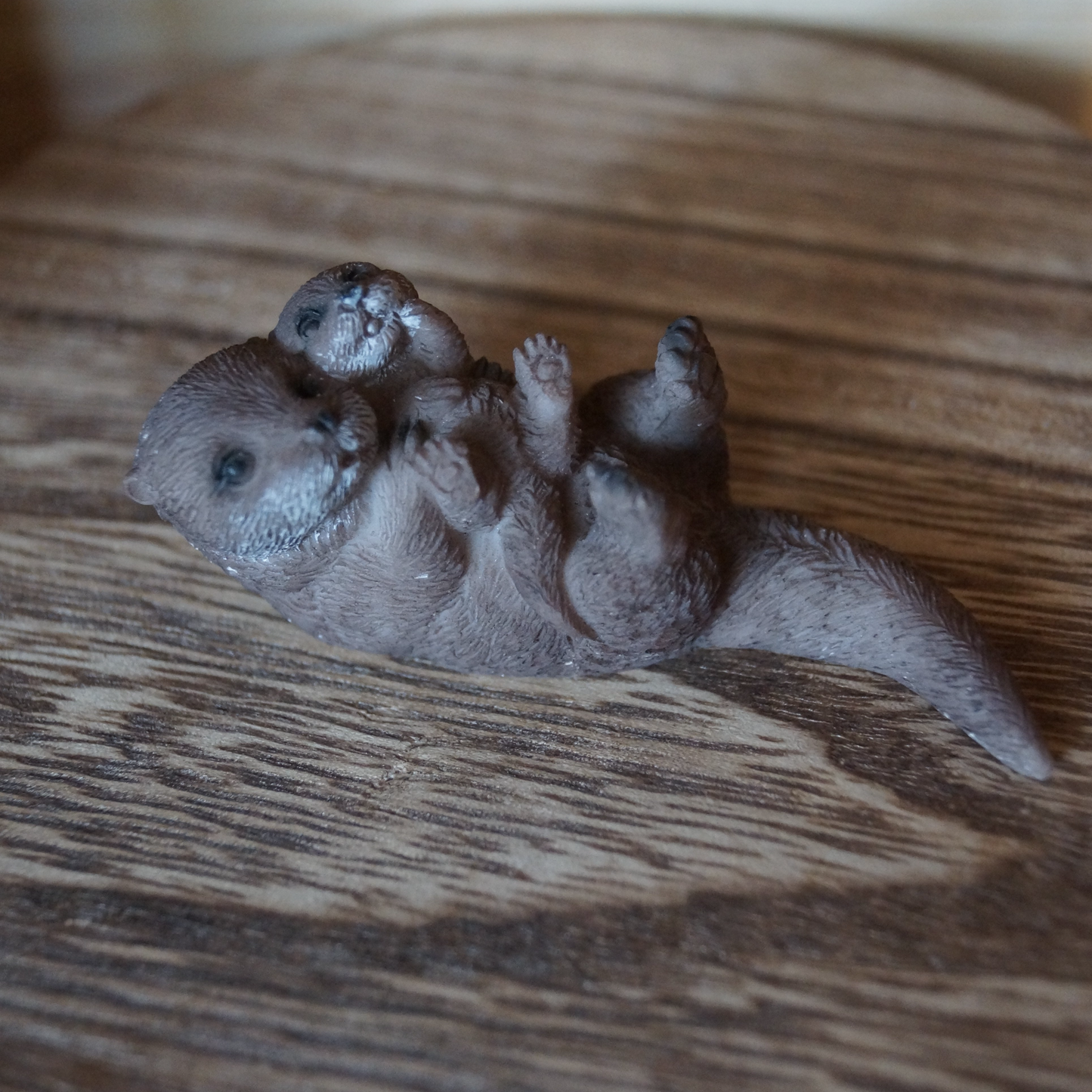 Otter mit Baby Miniatur
