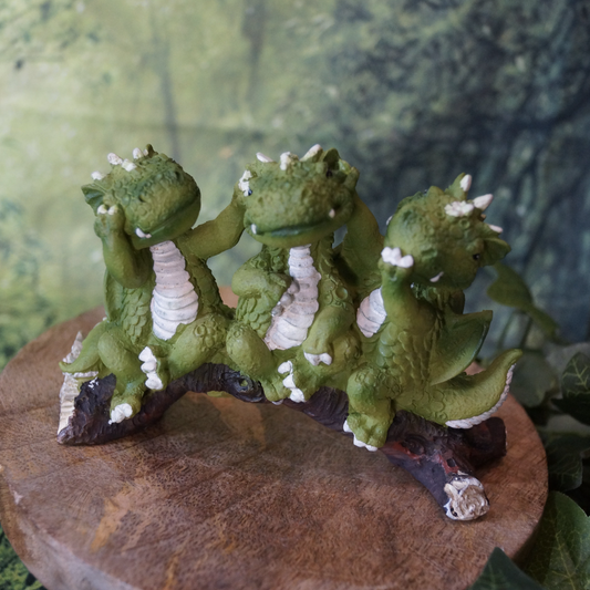 "Nichts hören/sehen/sagen" 3 kleine Drachen sitzen auf Ast