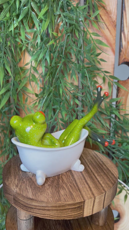 Formano Frosch in der Badewanne